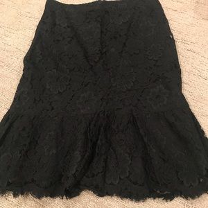 Lace skirt